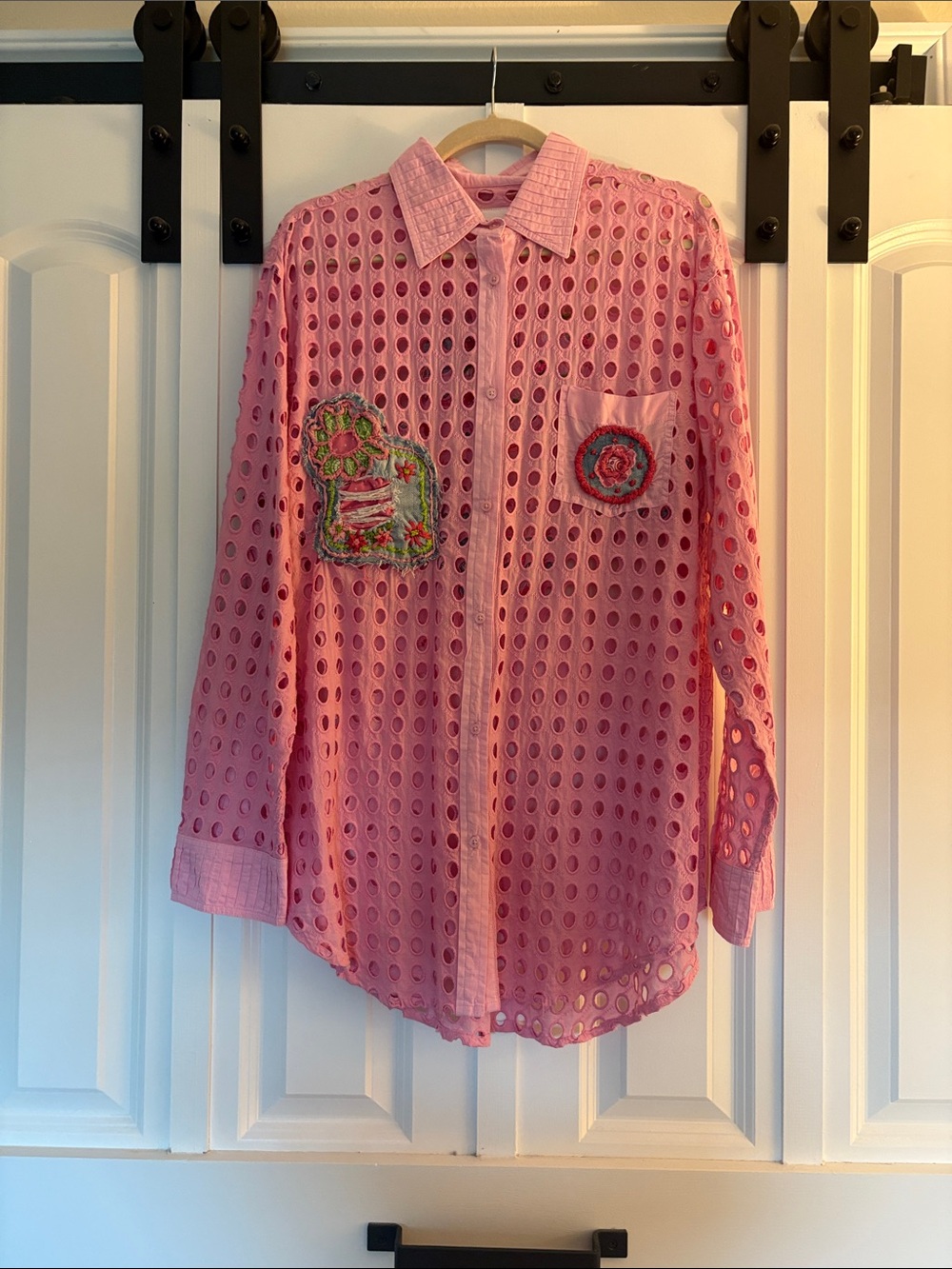 Girls' Pink Eyelet Button-Up Shirt with Embroidered Patches
